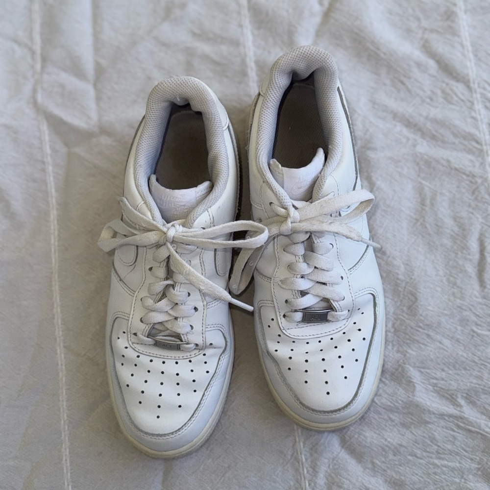 Nike White Sneakers - Picture 3 of 7